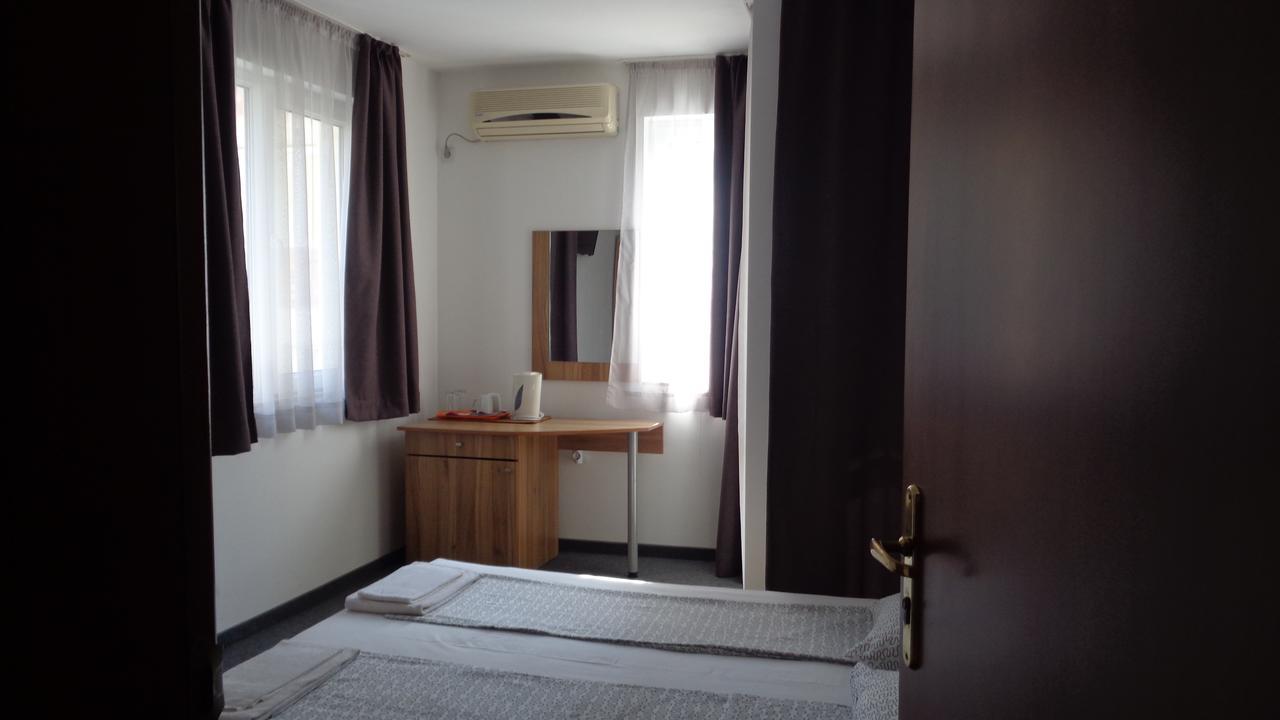 Vlasta Guest House Sozopol Exteriör bild